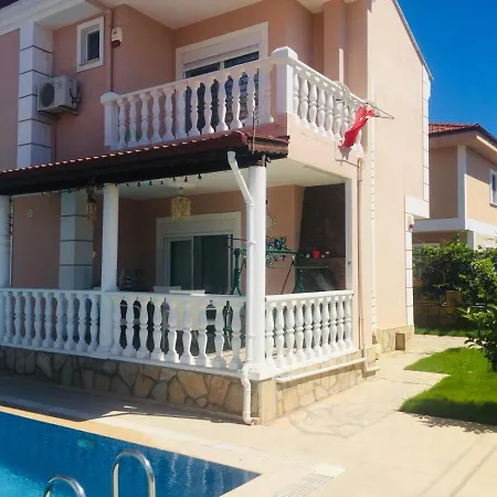 Villa Nili Airport